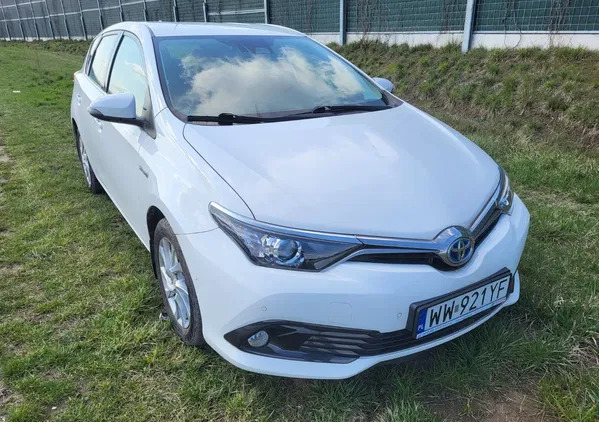 toyota Toyota Auris cena 54000 przebieg: 164000, rok produkcji 2017 z Warszawa